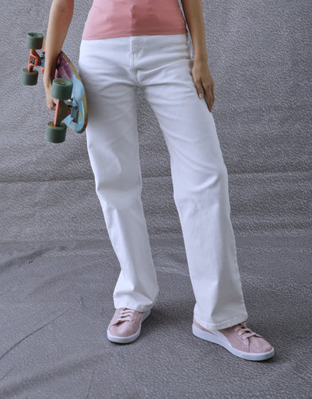 Women Premium Ultra High Waist Classic Straight Fit Cotton Stretch White Jeans