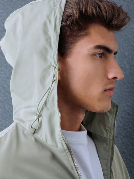 Men Regular Fit Chest Paneled Hooded Full Sleeve Jacket