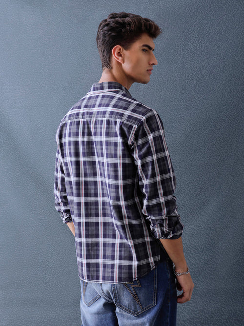 Men Relaxed Fit Navy Light Grey Small Checked Cotton Casual Shirt