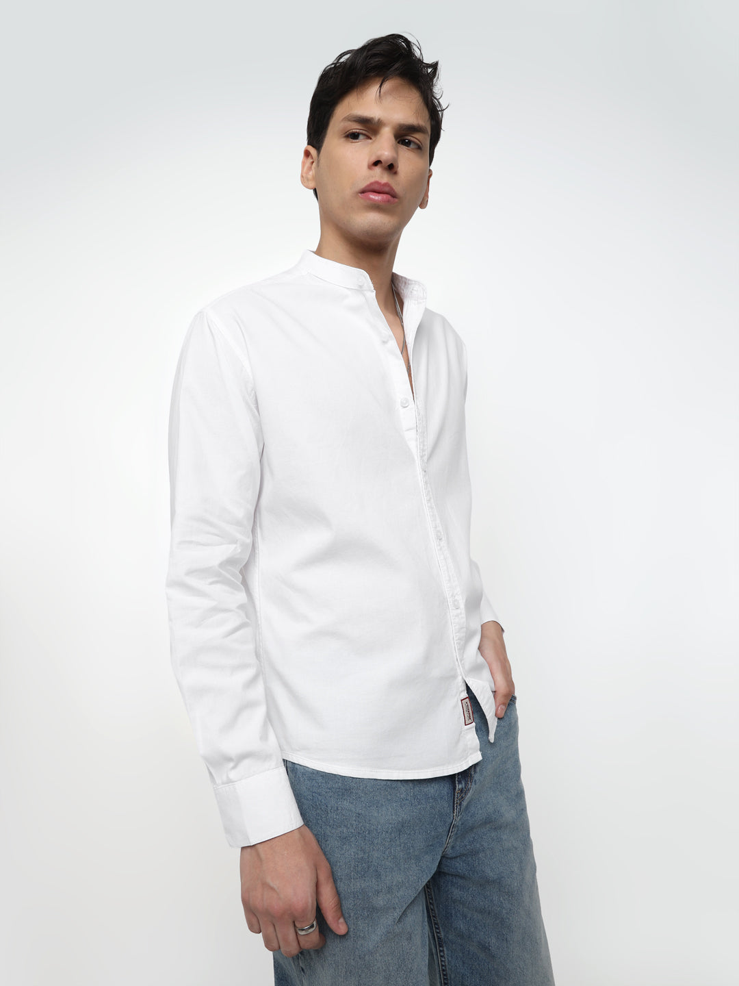 Men Relaxed Fit Pace Fine Textured Premium Cotton Solid White Shirt