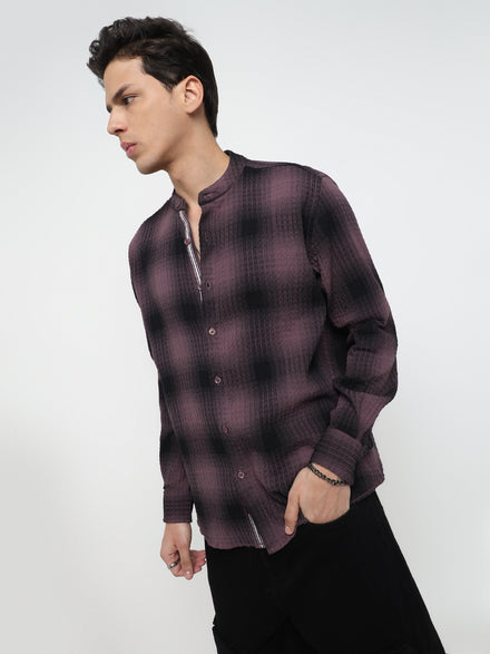 Men Relaxed Fit Cotton Textured Check Mandarin Collar Grey White Cotton Plaid Shirt