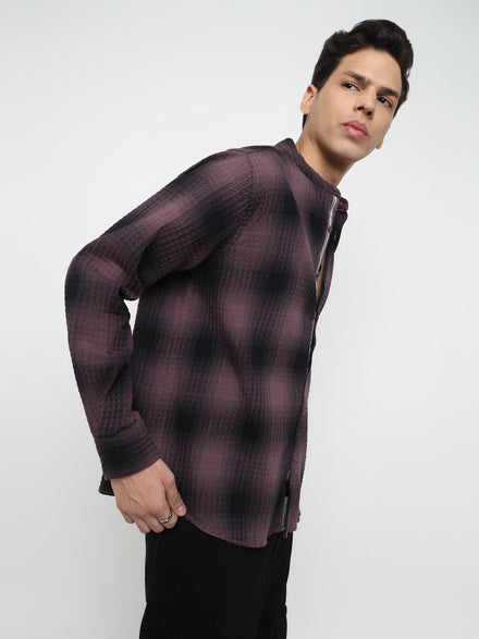 Men Relaxed Fit Cotton Textured Check Mandarin Collar Grey White Cotton Plaid Shirt