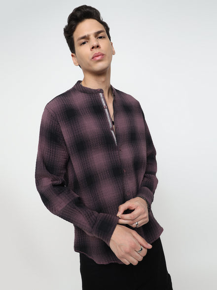 Men Relaxed Fit Cotton Textured Check Mandarin Collar Grey White Cotton Plaid Shirt