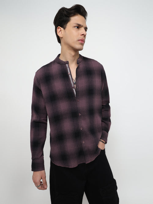 Men Relaxed Fit Cotton Textured Check Mandarin Collar Grey White Cotton Plaid Shirt